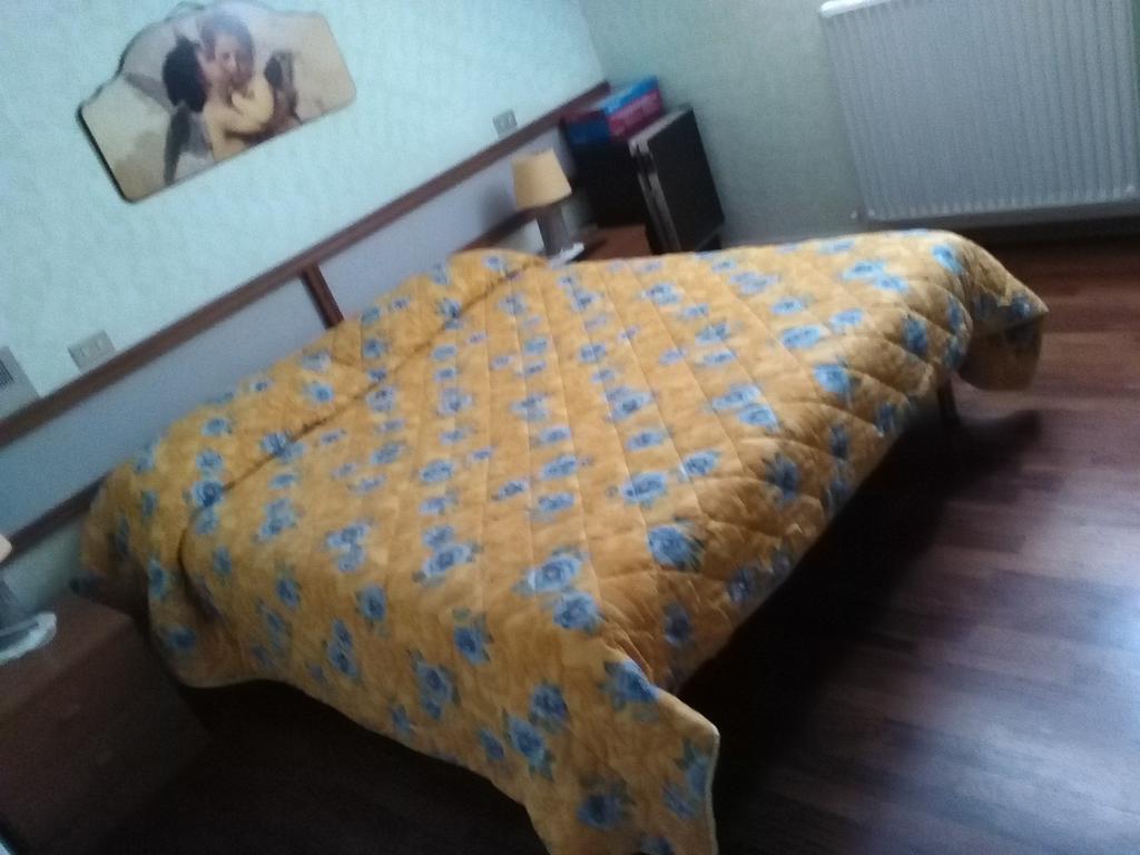 Hotel Cristallo Assergi Pokoj fotografie